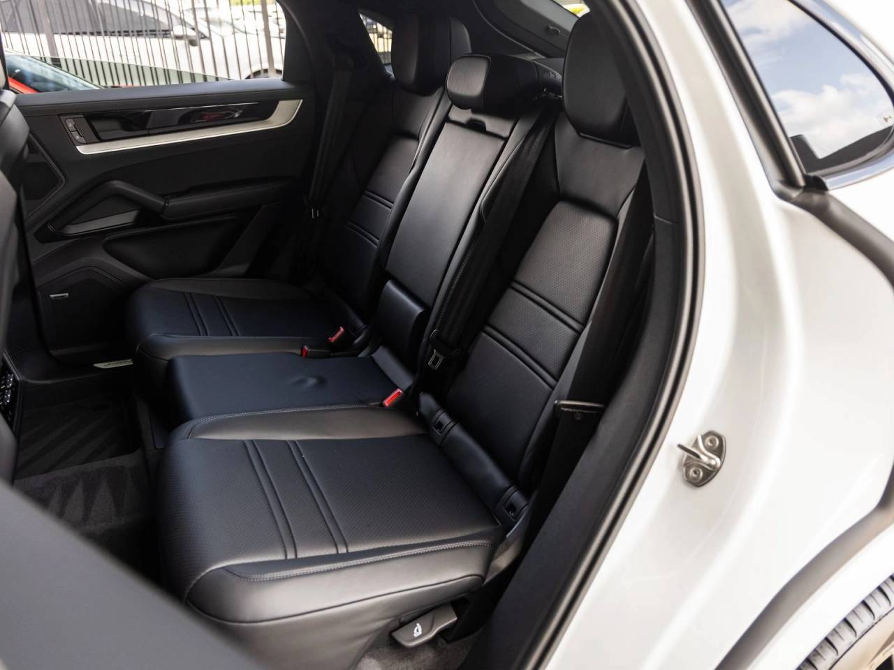2026 Porsche Cayenne Cayenne Coupe