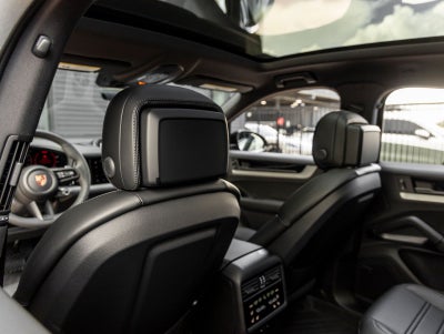 2026 Porsche Cayenne Cayenne Coupe