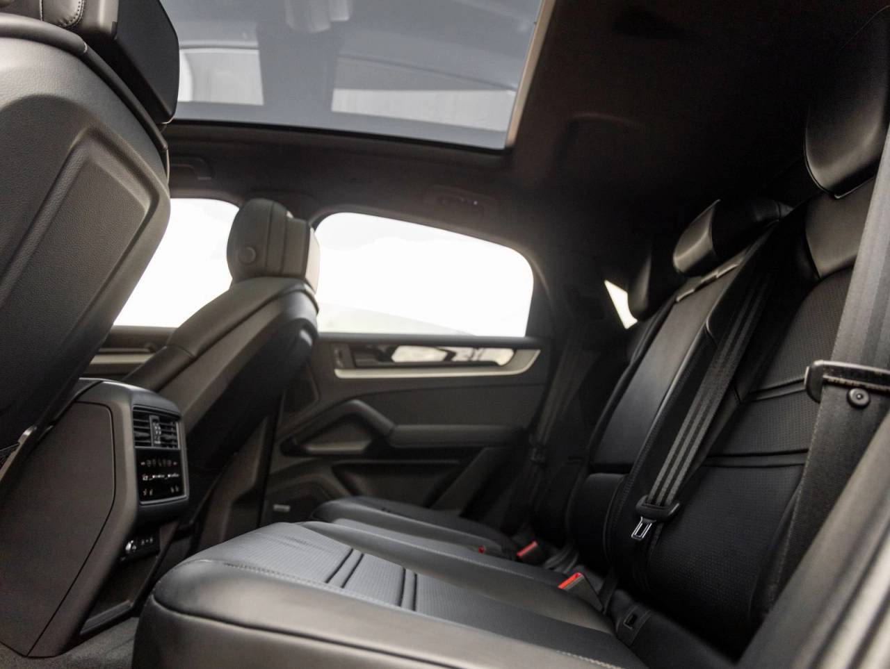2026 Porsche Cayenne Cayenne Coupe