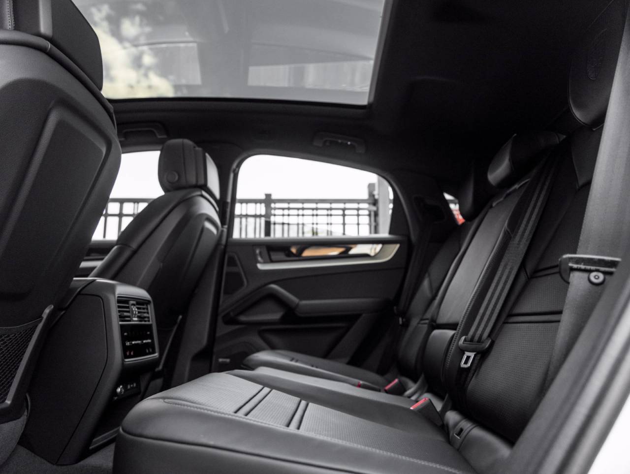 2026 Porsche Cayenne Cayenne Coupe