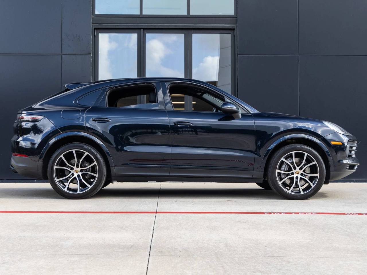 2023 Porsche Cayenne Cayenne Coupe Platinum Edition