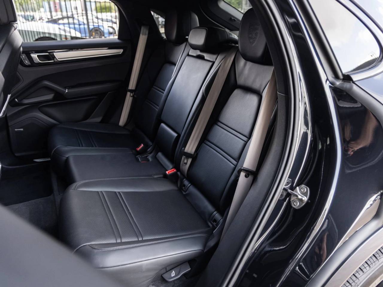 2023 Porsche Cayenne Cayenne Coupe Platinum Edition