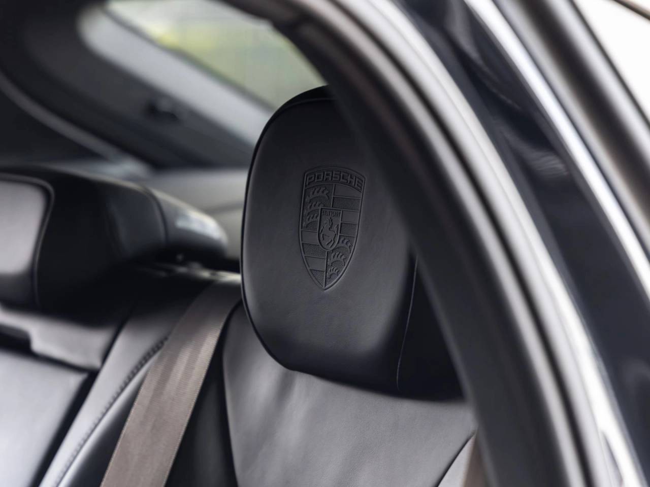 2023 Porsche Cayenne Cayenne Coupe Platinum Edition