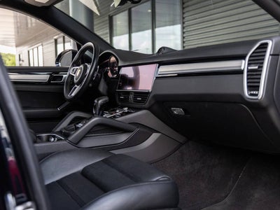 2023 Porsche Cayenne Cayenne Coupe Platinum Edition