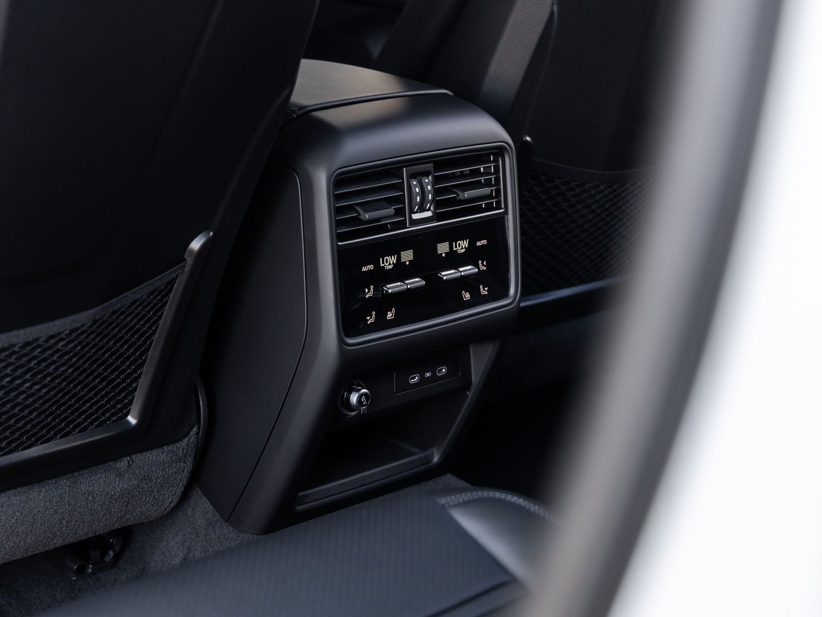 2026 Porsche Cayenne Coupe