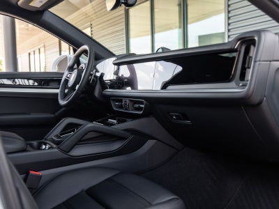 2026 Porsche Cayenne Coupe