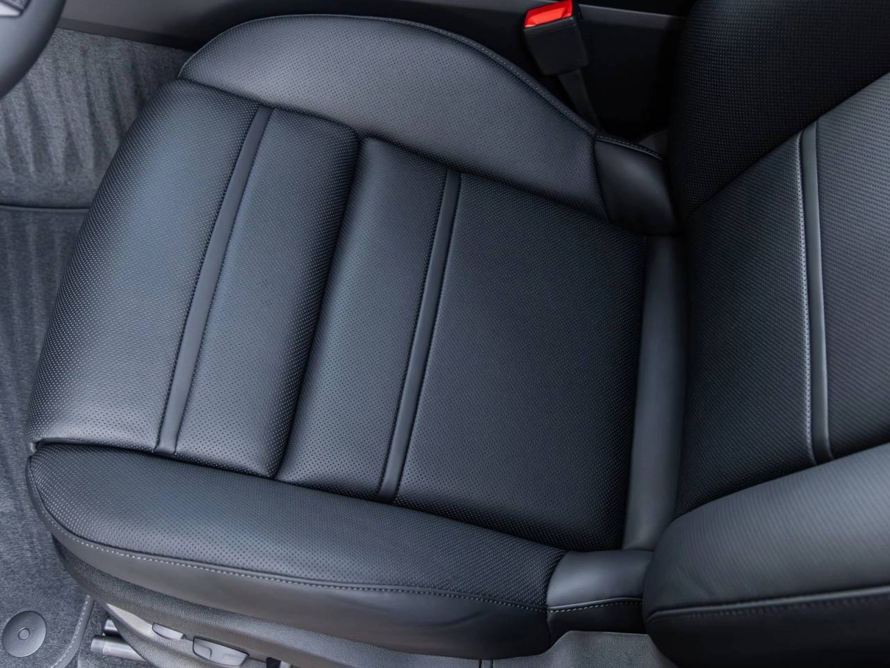 2026 Porsche Cayenne Coupe