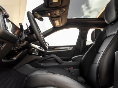 2026 Porsche Cayenne Coupe