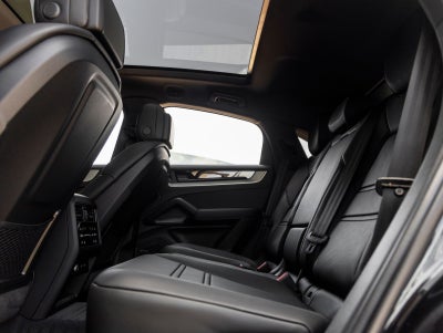 2026 Porsche Cayenne Coupe