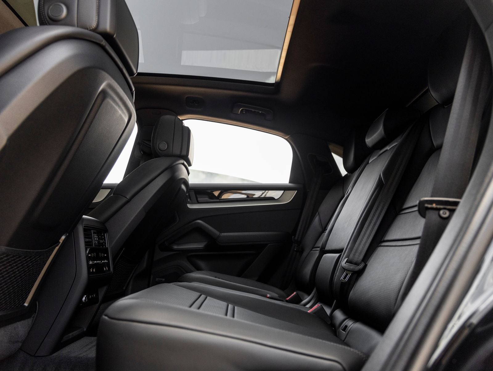 2026 Porsche Cayenne Coupe