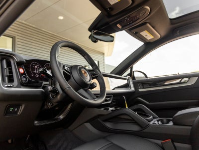 2026 Porsche Cayenne Coupe