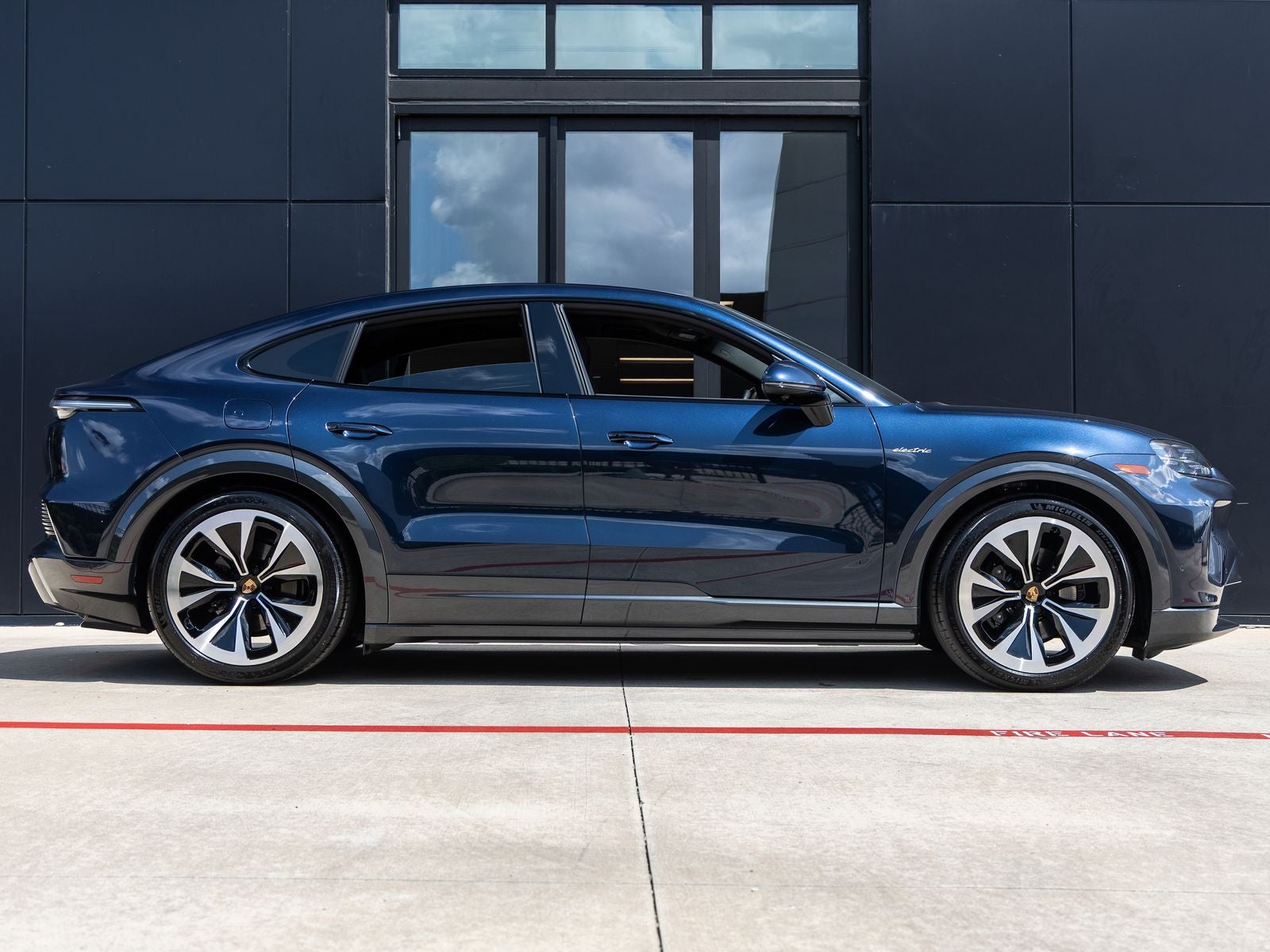 2026 Porsche Cayenne Cayenne Coupe Electric