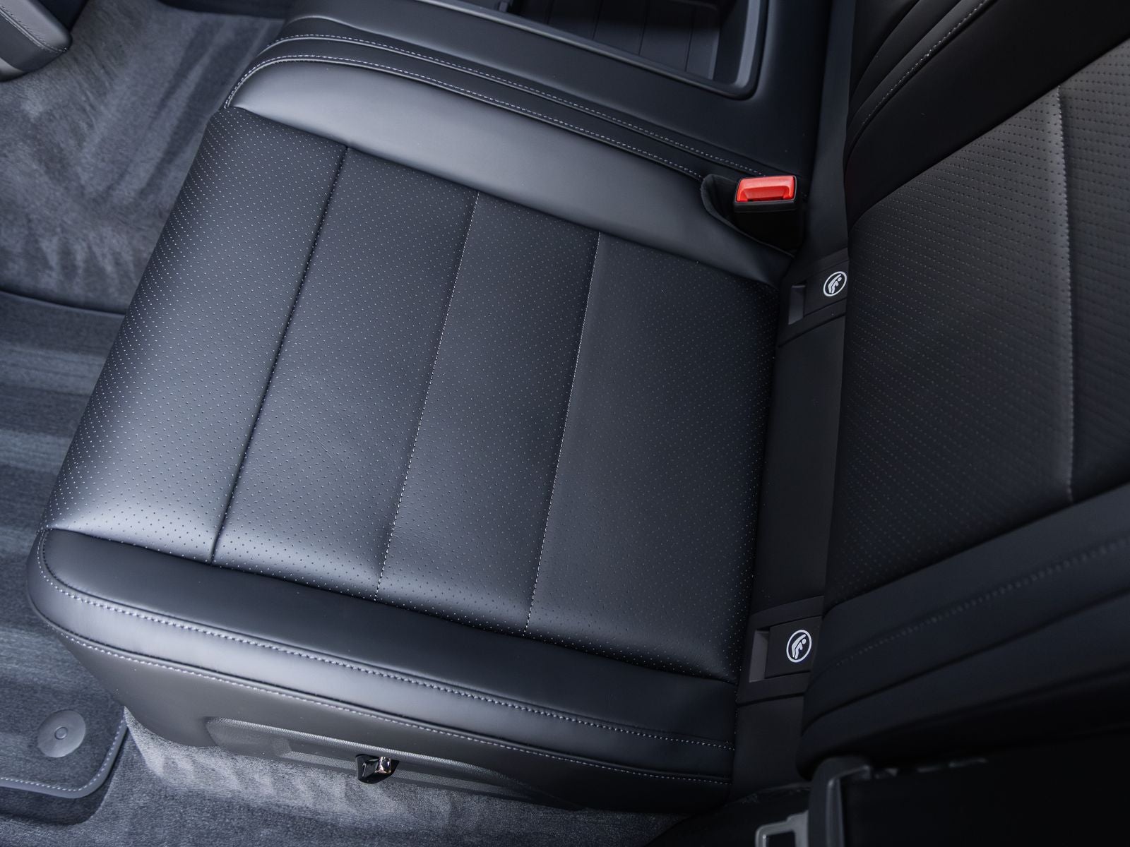 2026 Porsche Cayenne Cayenne Coupe Electric