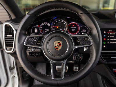 2023 Porsche Cayenne S Coupe Platinum Edition
