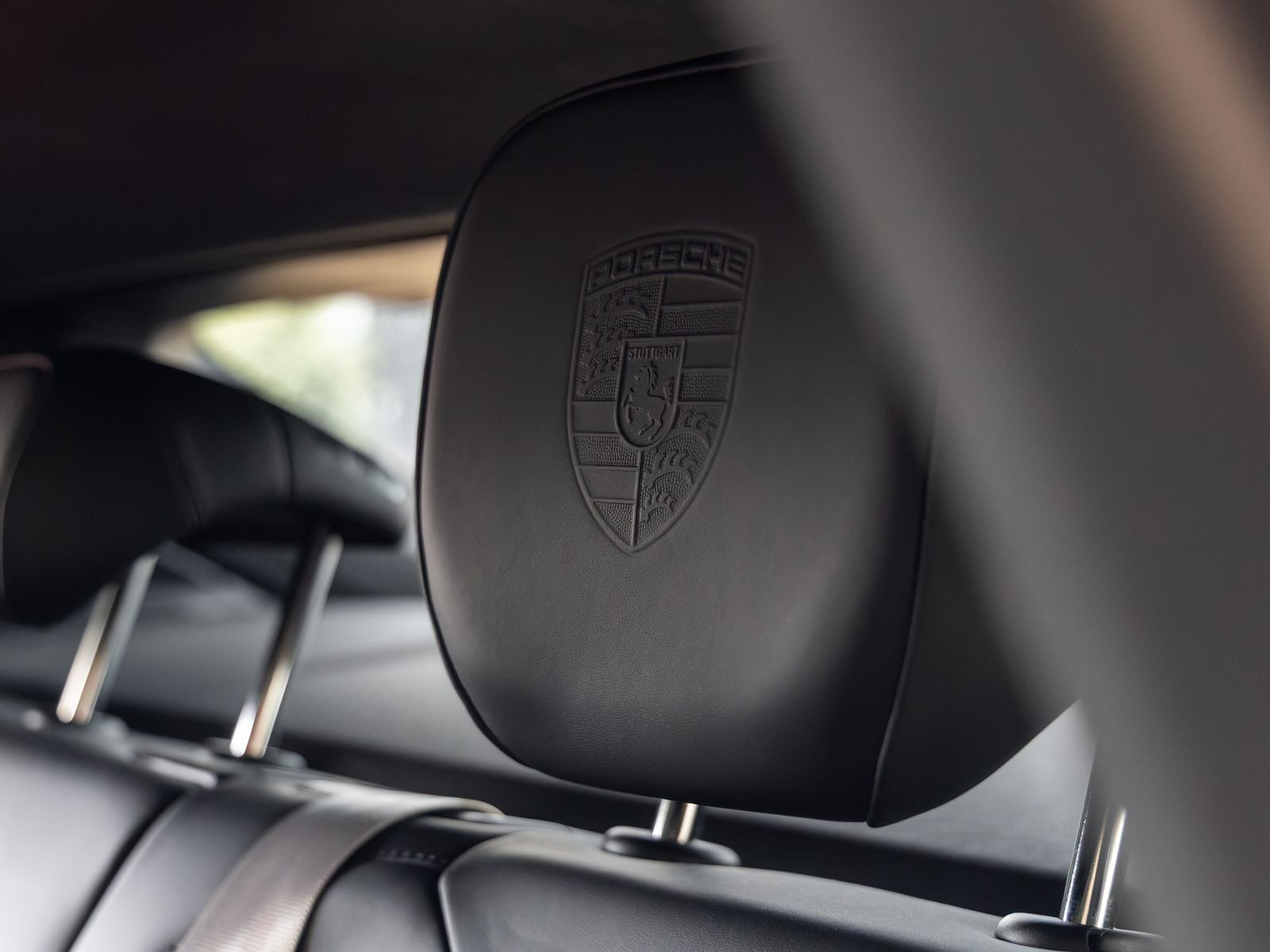 2023 Porsche Cayenne S Coupe Platinum Edition