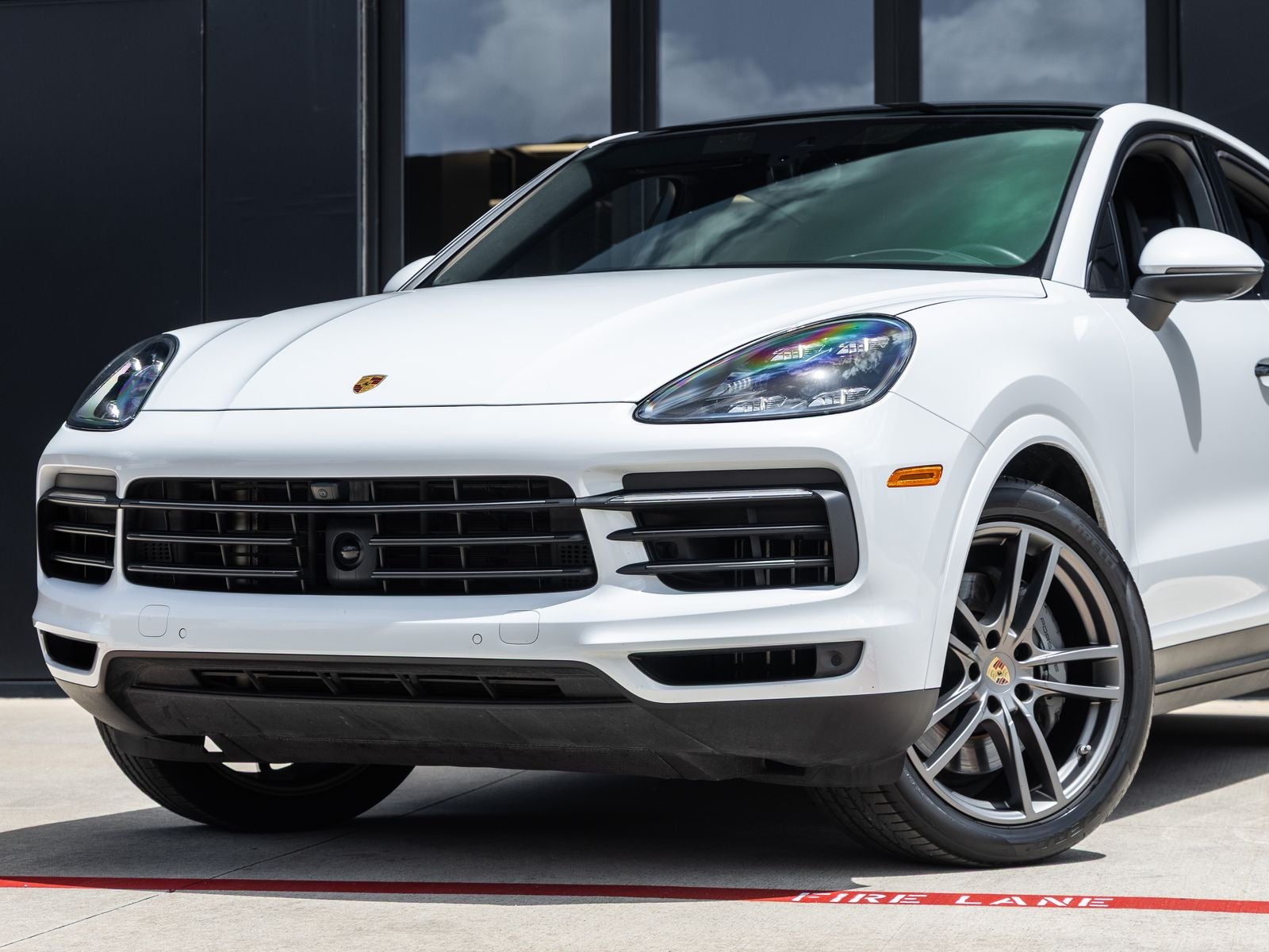 2023 Porsche Cayenne S Coupe Platinum Edition