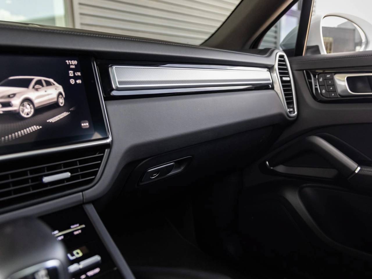 2023 Porsche Cayenne S Coupe Platinum Edition