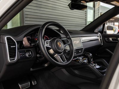 2023 Porsche Cayenne S Coupe Platinum Edition