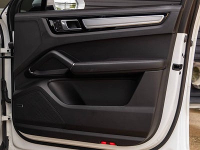 2023 Porsche Cayenne S Coupe Platinum Edition