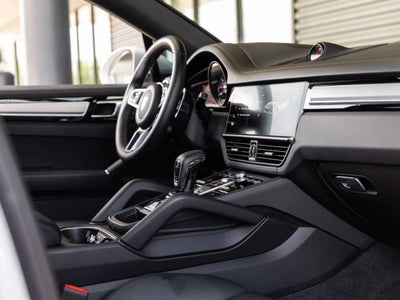 2023 Porsche Cayenne S Coupe Platinum Edition