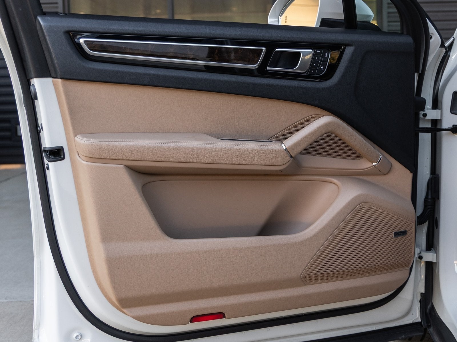 2023 Porsche Cayenne Coupe Cayenne S Coupe Platinum Edition