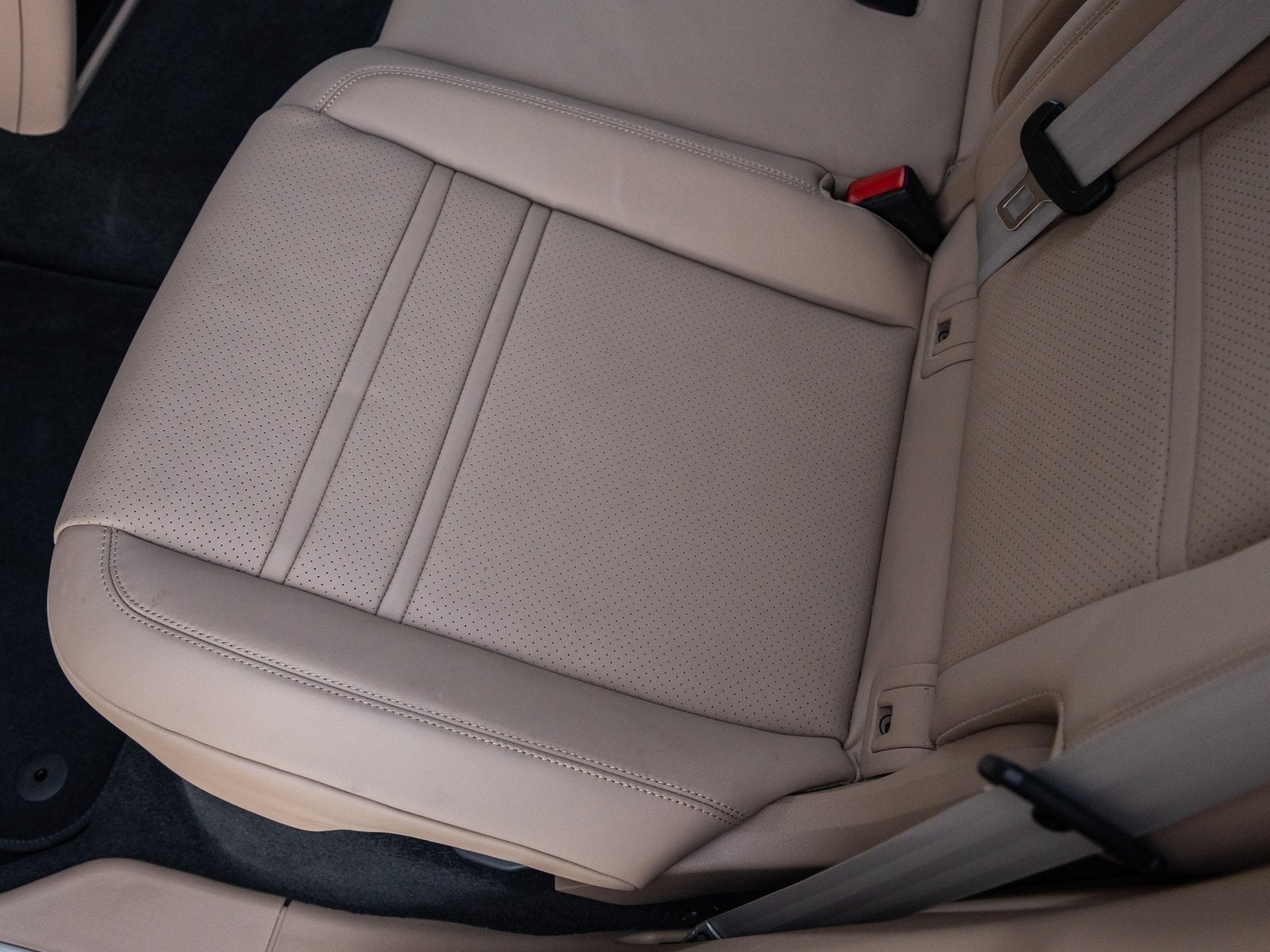 2023 Porsche Cayenne Coupe Cayenne S Coupe Platinum Edition