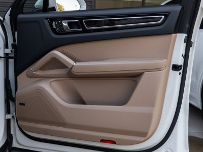 2023 Porsche Cayenne Coupe Cayenne S Coupe Platinum Edition