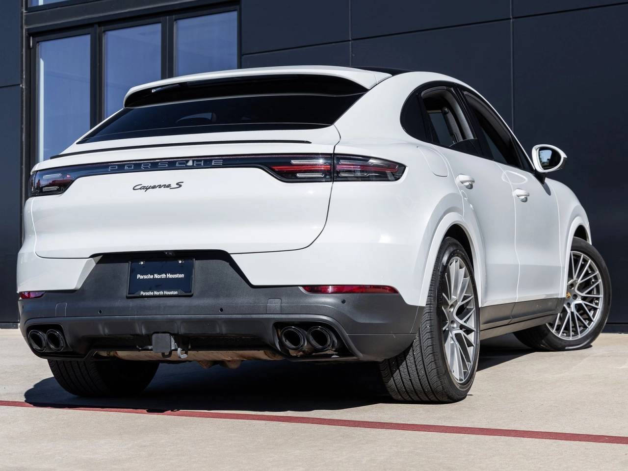 2023 Porsche Cayenne Coupe Cayenne S Coupe Platinum Edition
