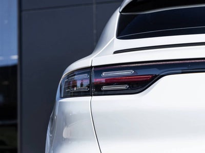 2023 Porsche Cayenne Coupe Cayenne S Coupe Platinum Edition