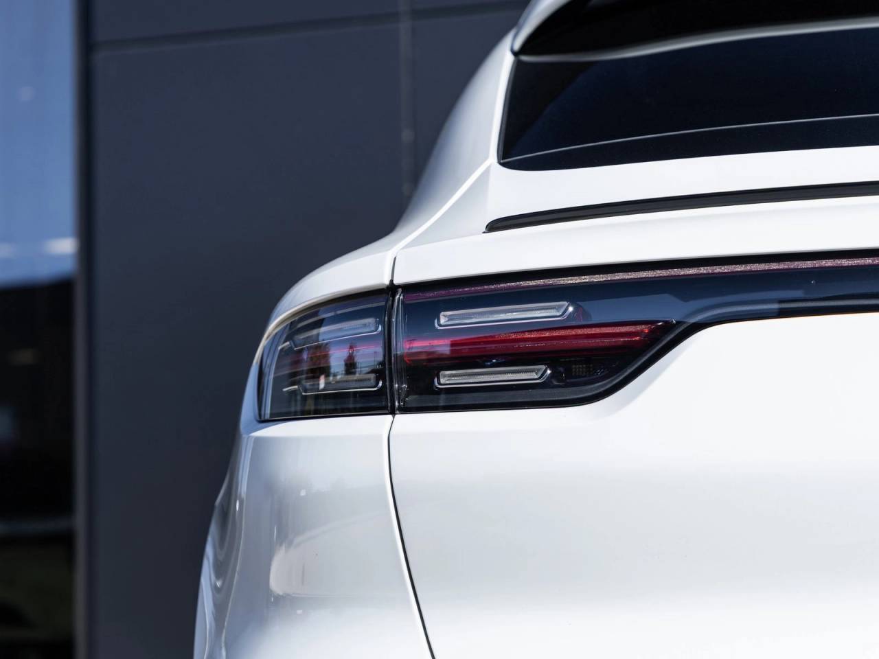 2023 Porsche Cayenne Coupe Cayenne S Coupe Platinum Edition