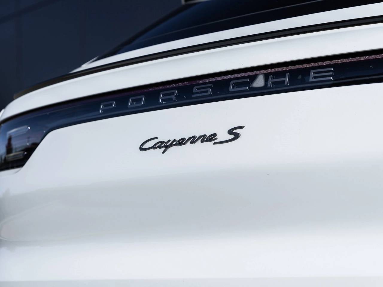 2023 Porsche Cayenne Coupe Cayenne S Coupe Platinum Edition