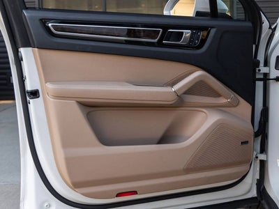 2023 Porsche Cayenne Coupe Cayenne S Coupe Platinum Edition