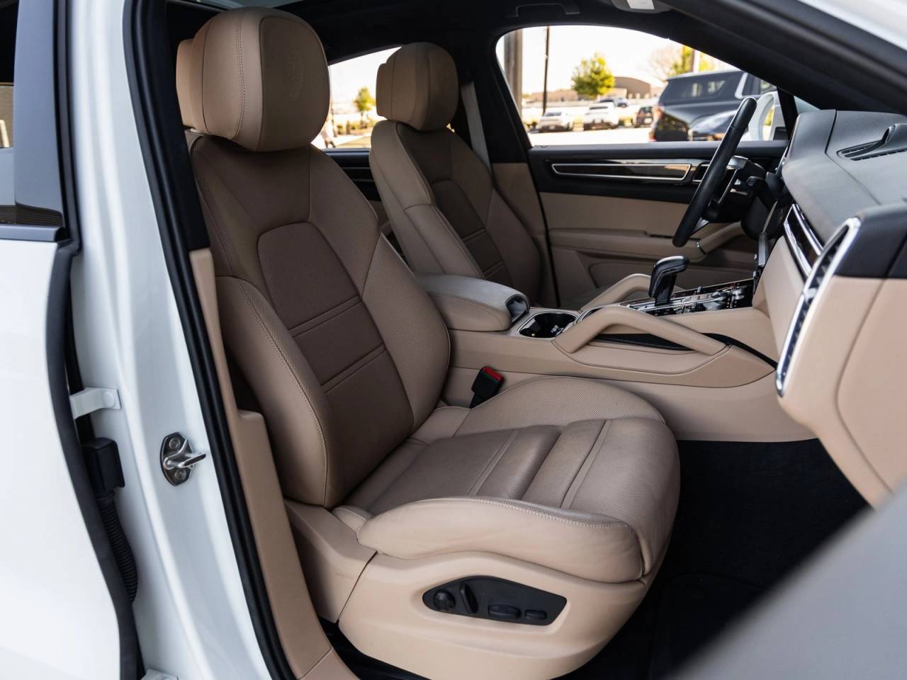 2023 Porsche Cayenne Coupe Cayenne S Coupe Platinum Edition