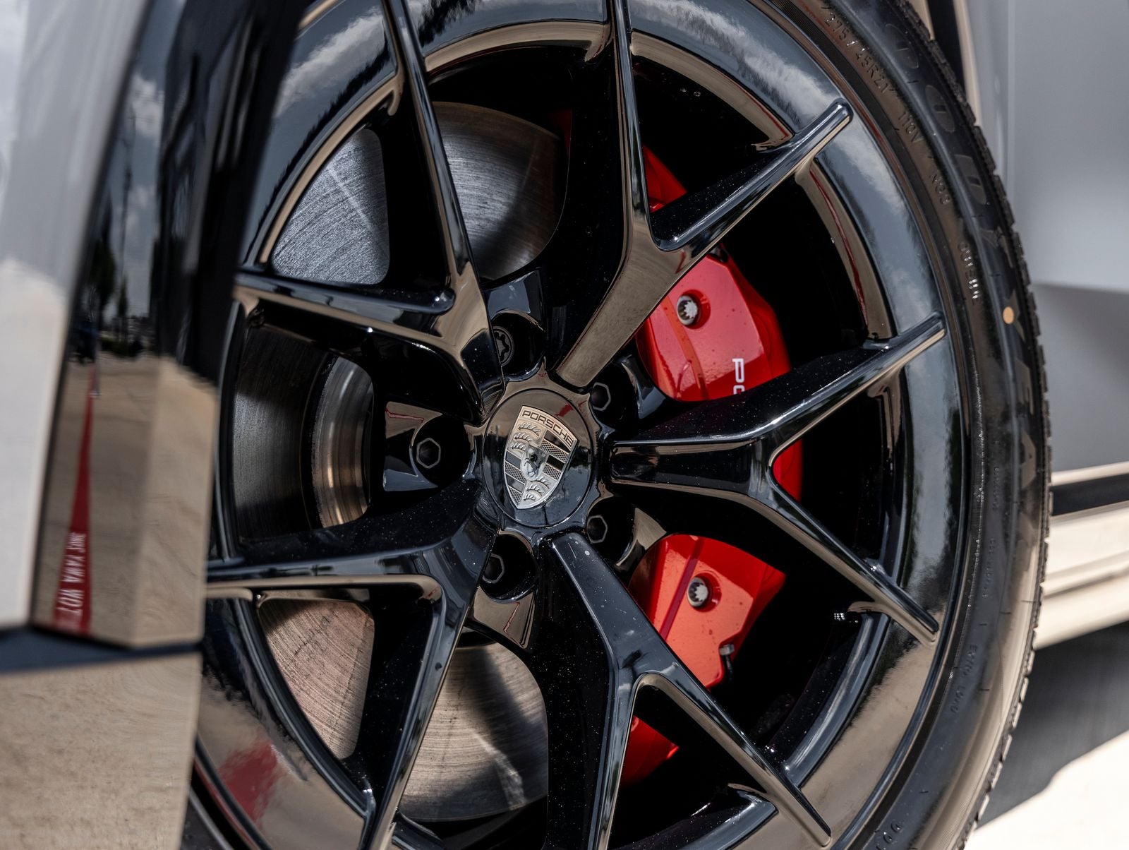 2026 Porsche Cayenne Cayenne Turbo Coupe Electric