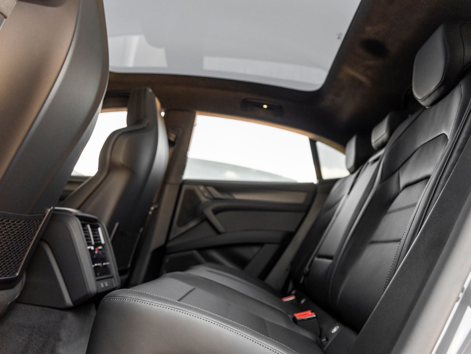 2026 Porsche Cayenne Cayenne Turbo Coupe Electric