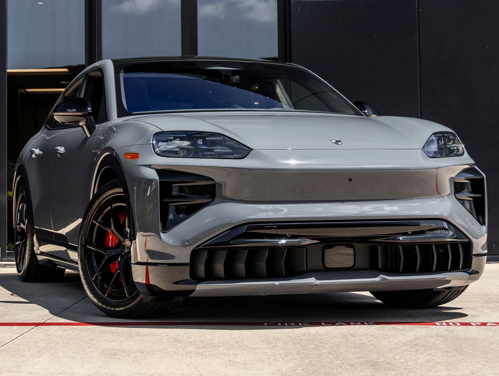 2026 Porsche Cayenne Cayenne Turbo Coupe Electric