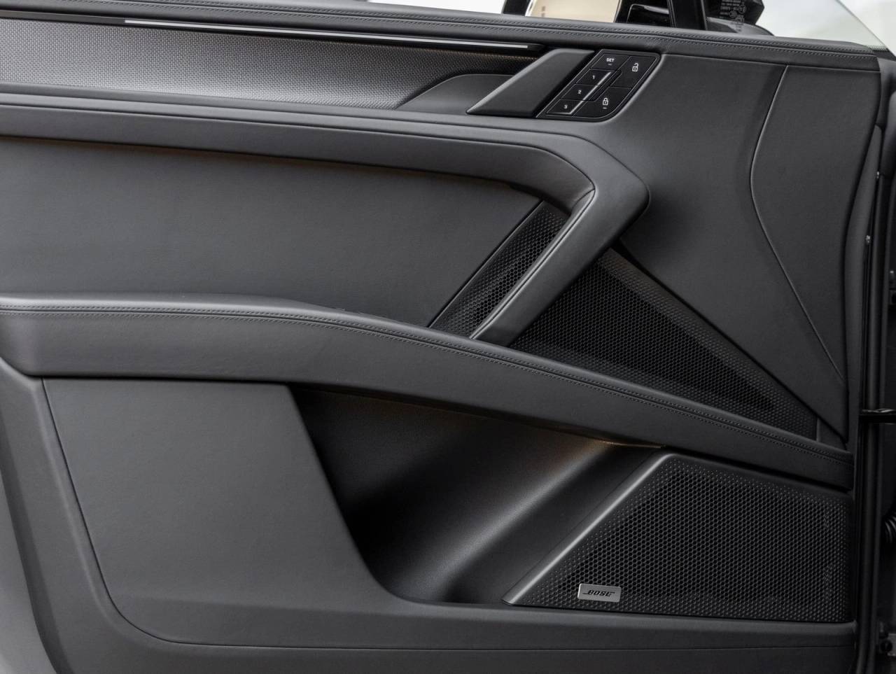 2026 Porsche Cayenne Cayenne Turbo Coupe Electric