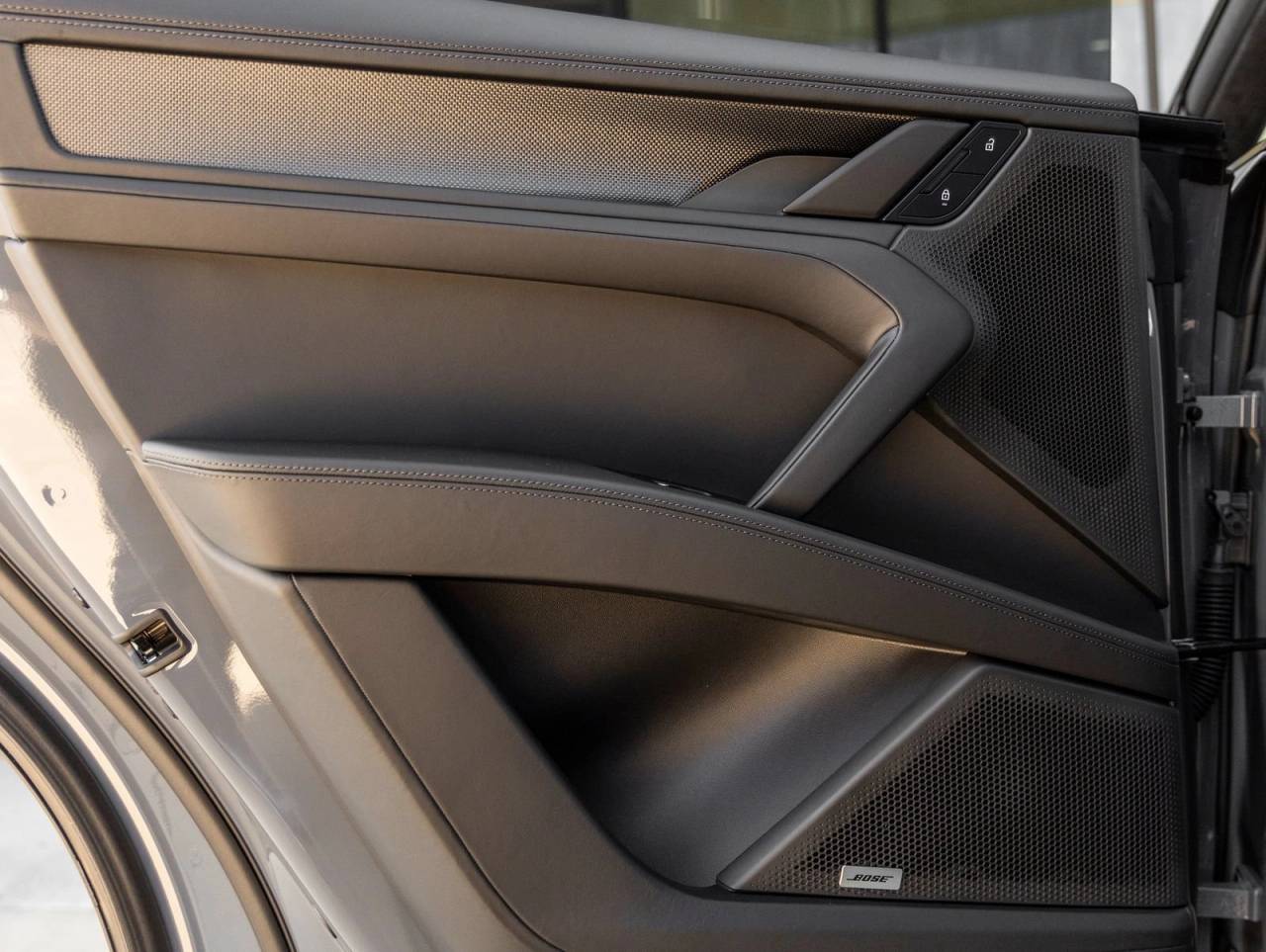 2026 Porsche Cayenne Cayenne Turbo Coupe Electric