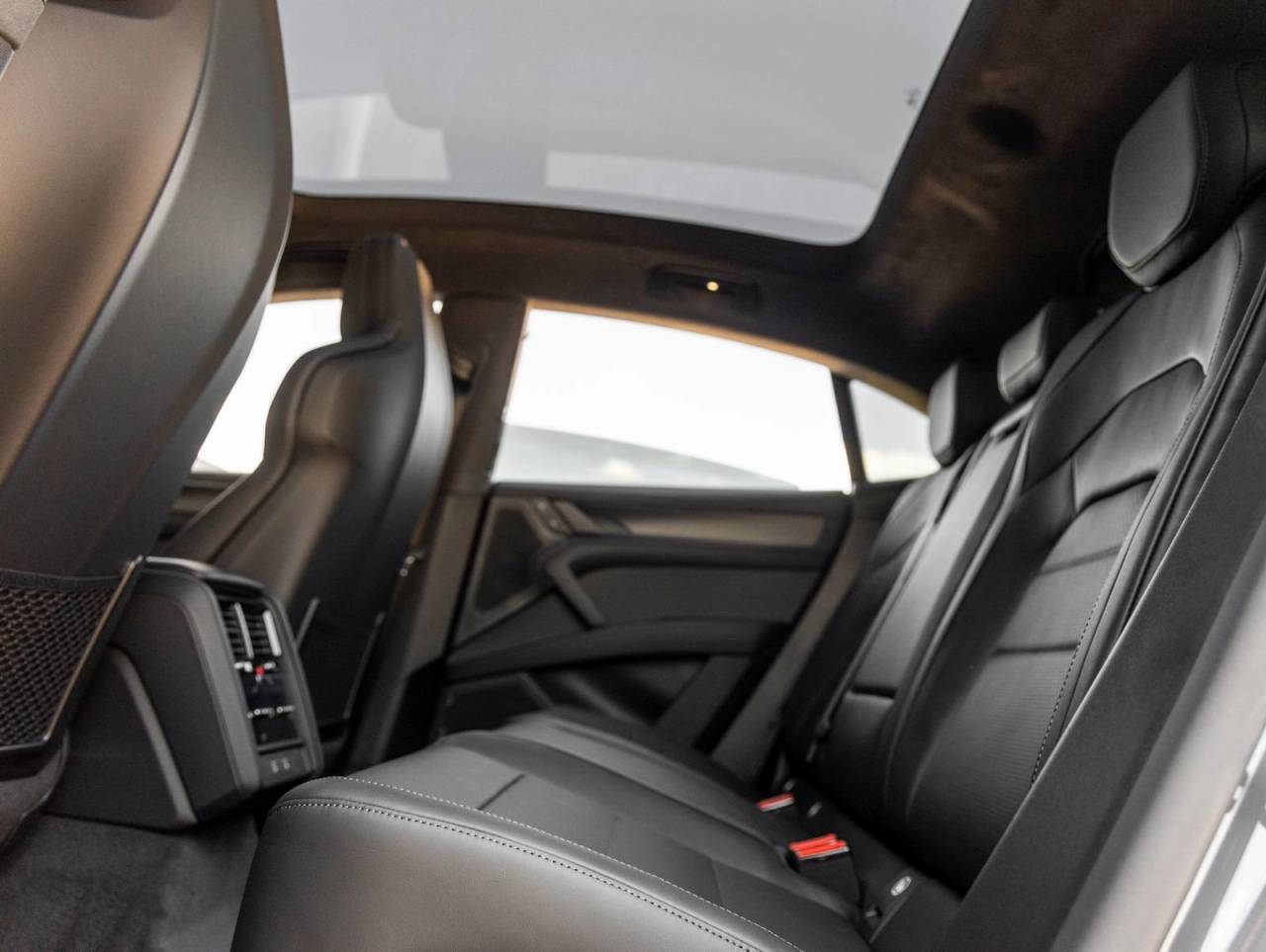2026 Porsche Cayenne Cayenne Turbo Coupe Electric