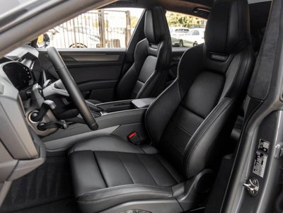 2026 Porsche Cayenne Cayenne Turbo Coupe Electric