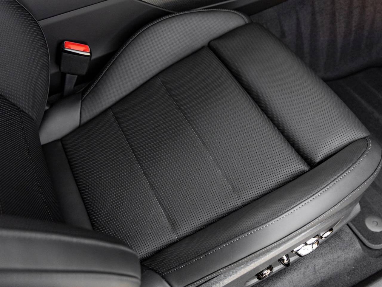 2026 Porsche Cayenne Cayenne Turbo Coupe Electric