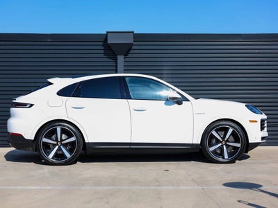 2025 Porsche Cayenne E-Hybrid Coupe