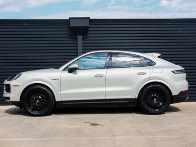 2025 Porsche Cayenne E-Hybrid Coupe