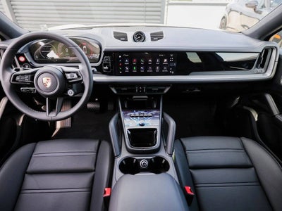 2025 Porsche Cayenne E-Hybrid Coupe