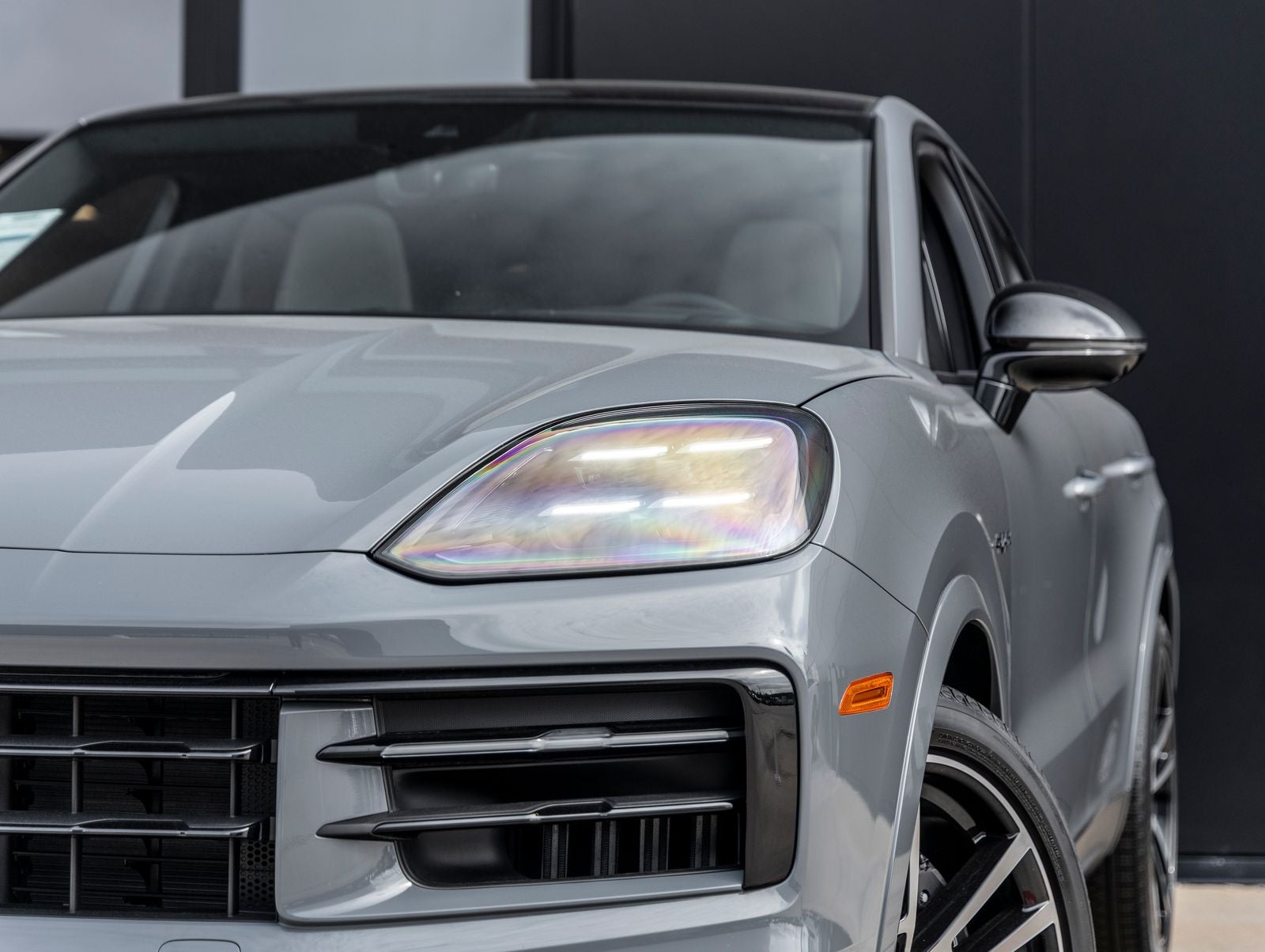 2025 Porsche Cayenne E-Hybrid Coupe