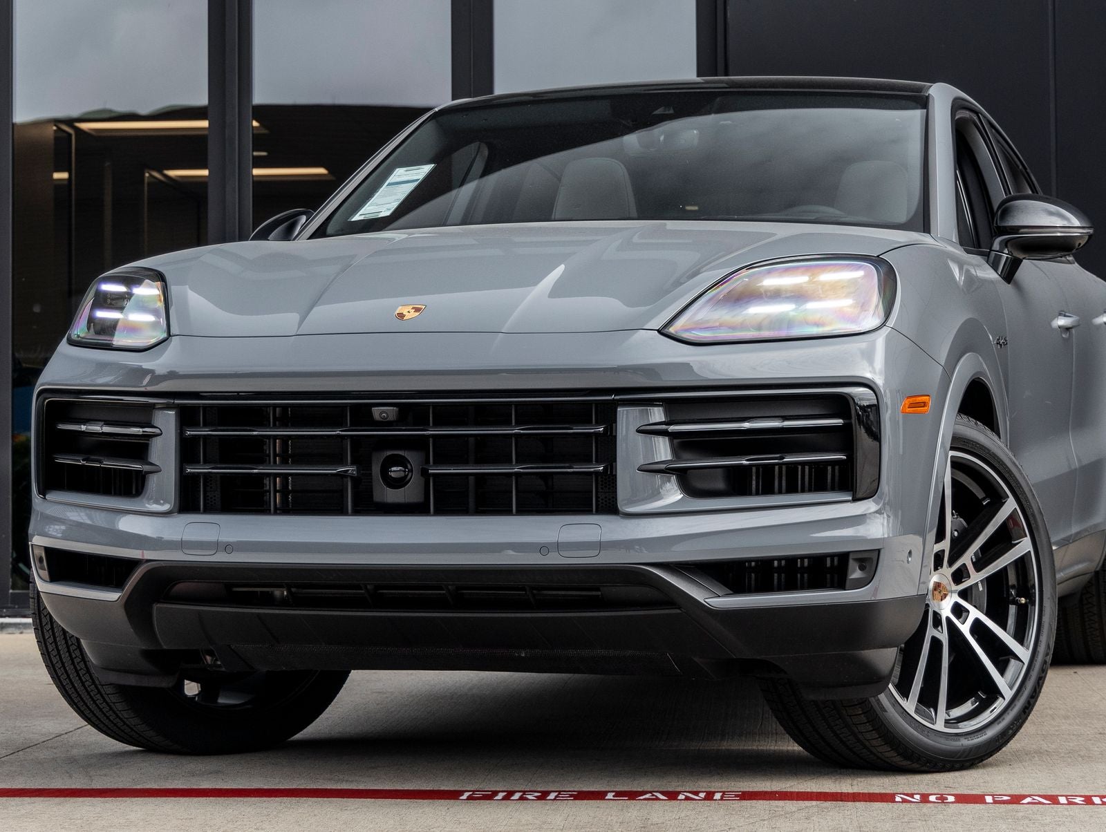 2025 Porsche Cayenne E-Hybrid Coupe