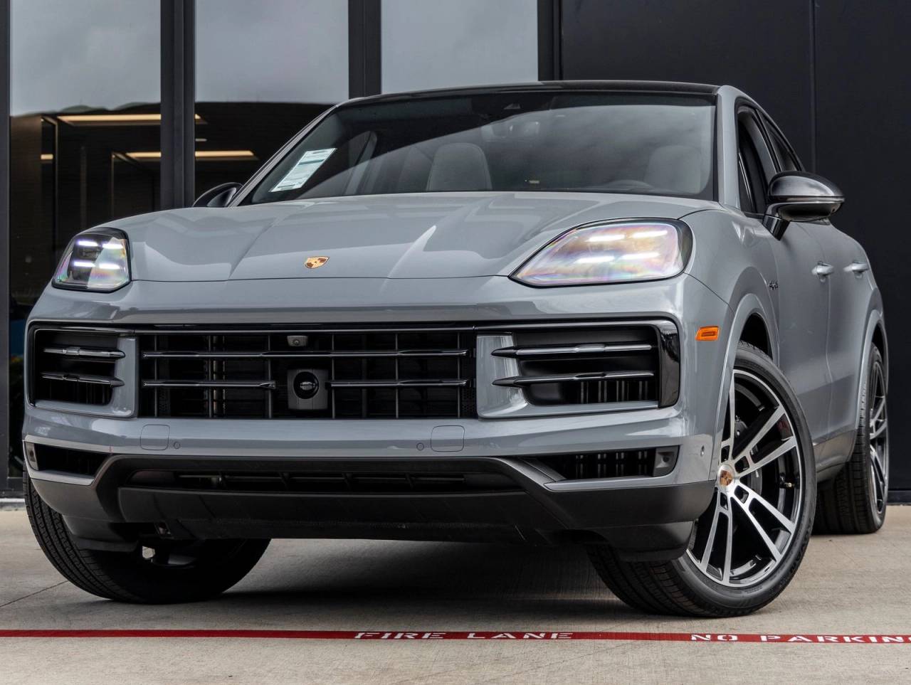 2025 Porsche Cayenne E-Hybrid Coupe