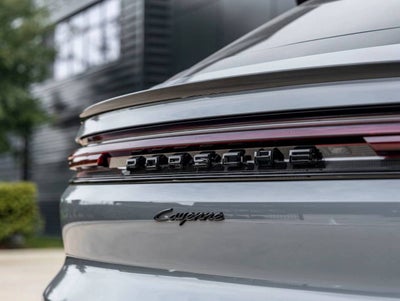 2025 Porsche Cayenne E-Hybrid Coupe