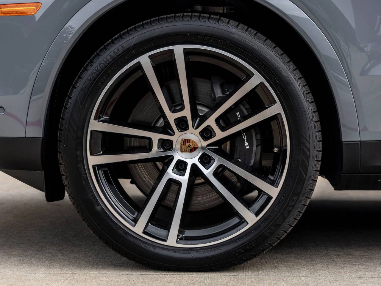 2025 Porsche Cayenne E-Hybrid Coupe