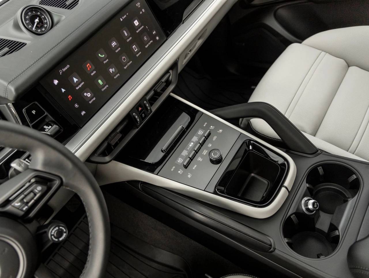 2025 Porsche Cayenne E-Hybrid Coupe